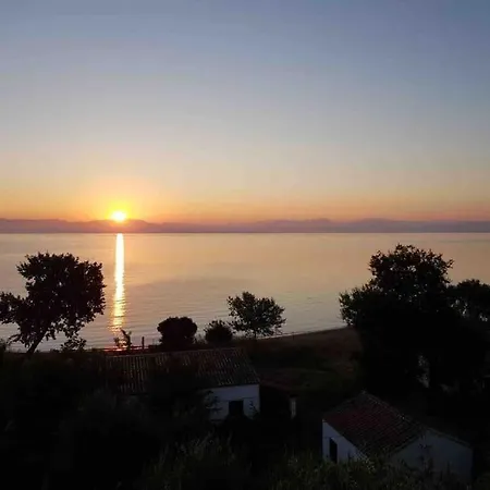 Appartamento Sea View With Swimning Pool