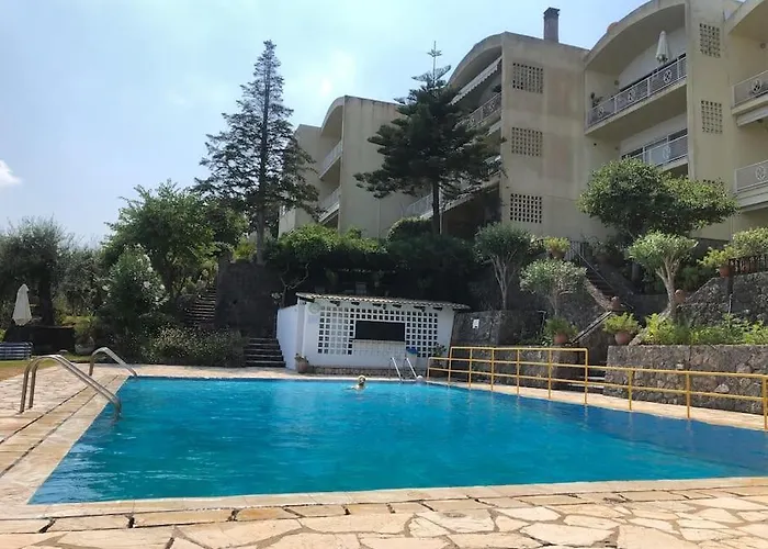 Апартаменты Sea View With Swimning Pool